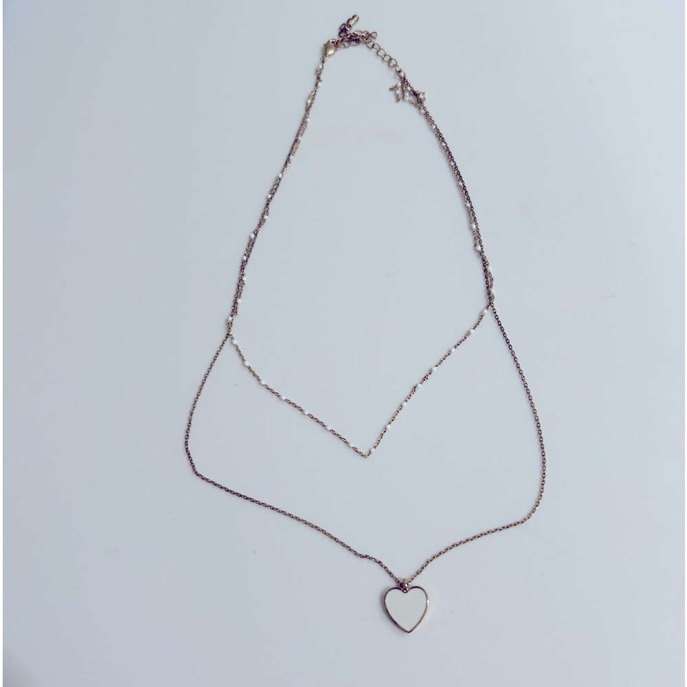 GOLD AND WHITE HEART CUTE NECKLACE ALTAR’D STATE